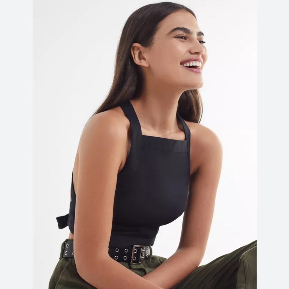 Urban Outfitters Top Size L Brooke Black Cropped Apron Adjustable UO Fesval